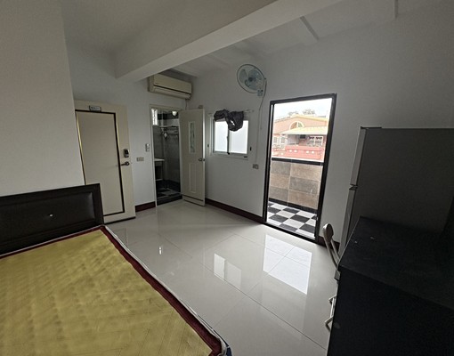 仁武精華地段透天分租套房有陽台 - Image 4