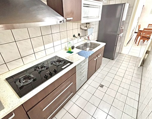 新屋四房✨租補✅汽車位✨超大空間✨管理員✨機能方便✨採光通風 - Image 4