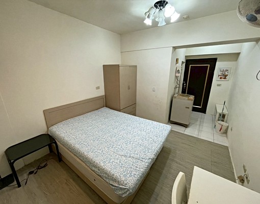 🏠【中壢車站旁】🏠舒適套房🏠冷氣變頻冷暖🏠免仲介費 - Image 3