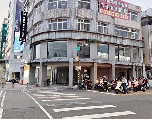 五塊厝捷運站|武廟商圈|三角窗賺錢金店面 - Image 3