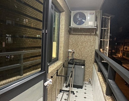 小薇租屋🍒近車站🍒可租補🍒陽台套房🍒含水網路第四台 - Image 7
