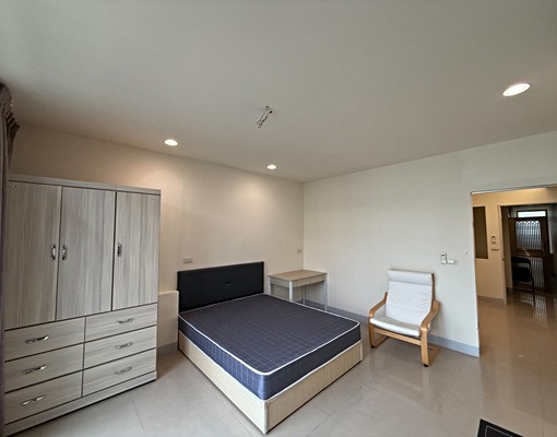 正五權路四樓美二房(租) - Image 2