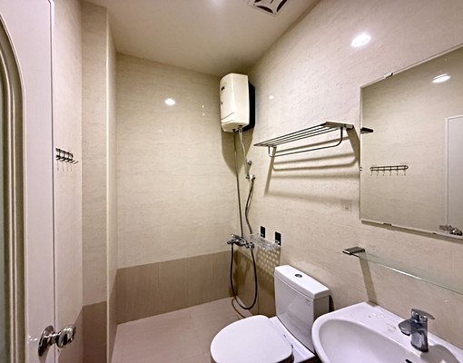 正五權路四樓美二房(租) - Image 7