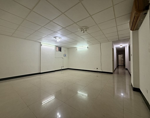 蘆洲捷運使用50坪鄰近停車場-停車超便利 - Image 1