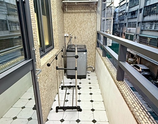 亮亮租屋~市區後站/日系木質風格//可補助/獨立洗衣機陽台! - Image 5