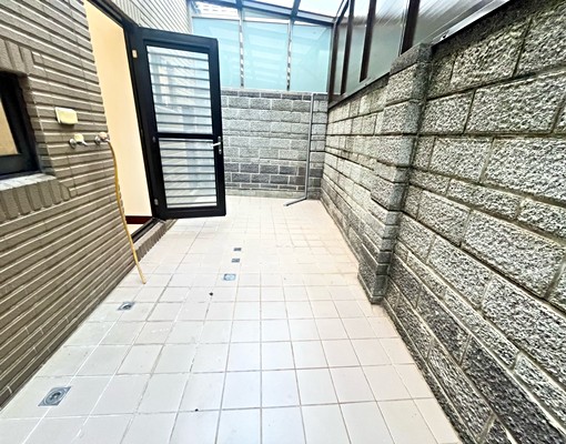 全新電梯別墅出租 - Image 9