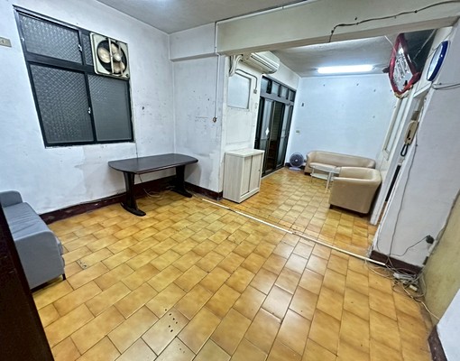 🏠大展鴻圖｜一樓可租補可戶籍報稅｜門口可停車🚗 - Image 2
