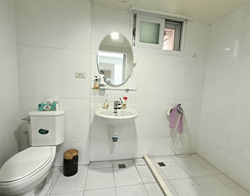 內湖站宏泰巨星電梯大三房機能佳交通便利 - Image 8