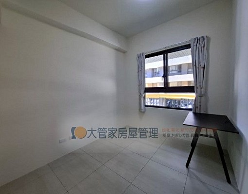租近學區.園區.屋況極新.附平車位 - Image 8