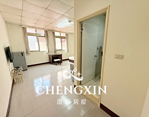 新竹大遠百旁/大套房/採光通風良好/衛浴乾濕分離有對外窗 - Image 6