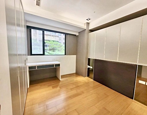國際館簡配寧靜四房車|屋況佳雙衛開窗|可租補入戶籍 - Image 9