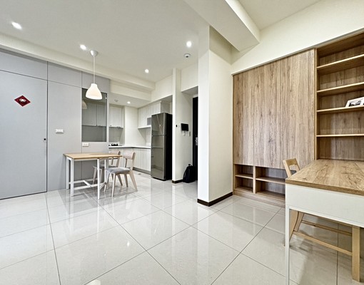 輕奢現代風🔥白色奶油裝潢💖滿滿系統櫃✨租補可談✅ - Image 4