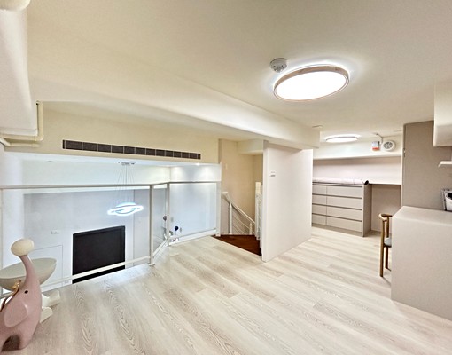 💫光速愛悅⚡️百萬精裝⚡絕美景觀⚡系統櫃⚡4.5挑高樓中樓 - Image 4