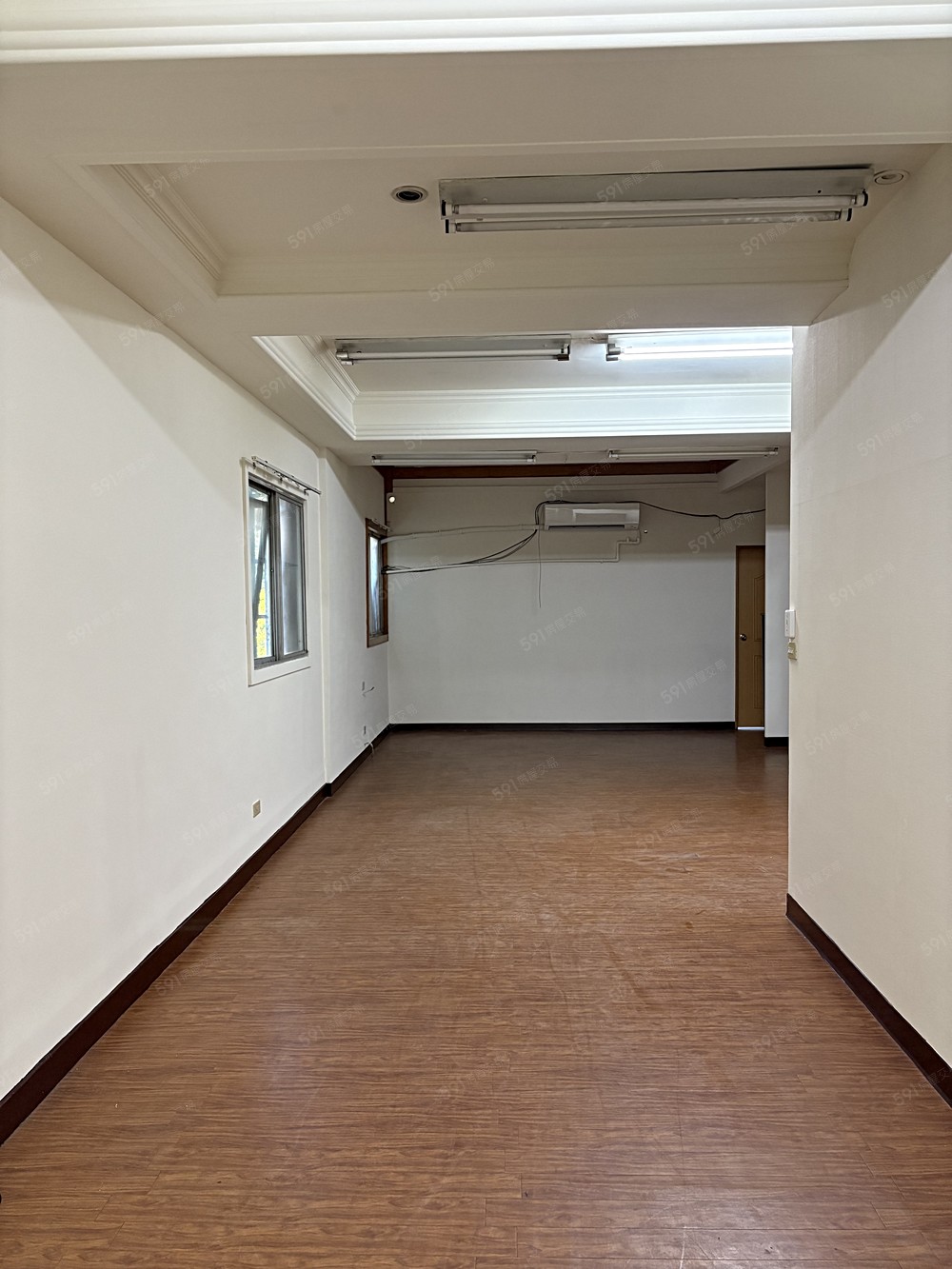 大廳寬敞方正 台北租屋,大安租屋,住辦出租,大廳寬敞方正