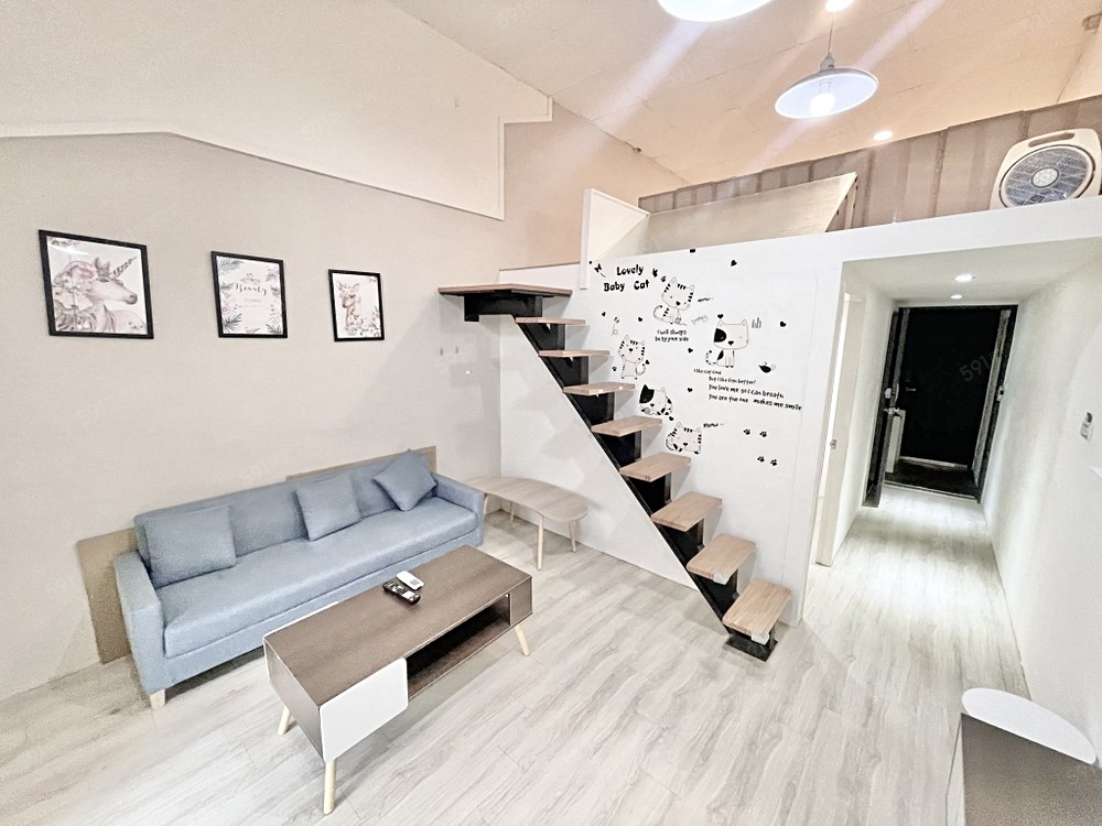 🏠徐匯中學站🌈挑高4米1+1房🍎可報稅可貓搶約 - Image 1
