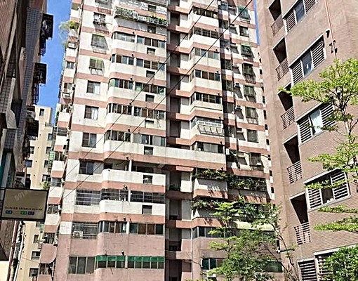 逢甲朝馬上安國小旁/精美裝潢大三房/可以入戶可以租補 - Image 15