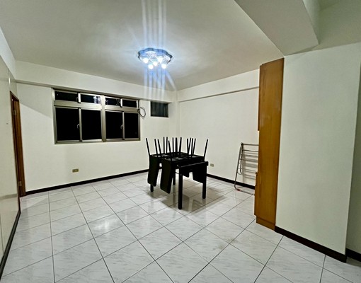 🏠三重國小🌟稀有電梯1房1廳🌟對外窗🌟採光通風🌟 - Image 1