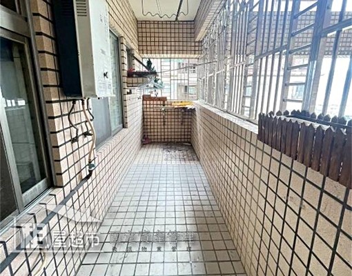 《民安西路寬敞電梯4+1房》 - Image 14