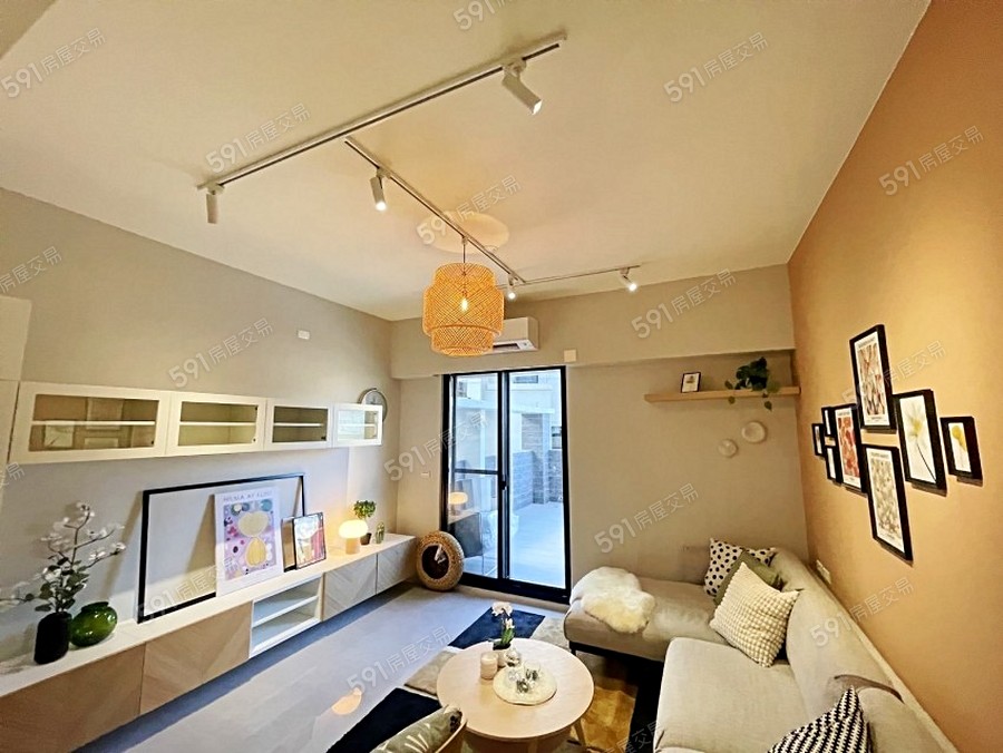 芳澤居樣/實品屋