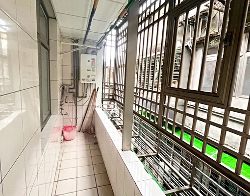 市政府站,公寓4房,通風採光,可報稅租補,機能佳 - Image 14