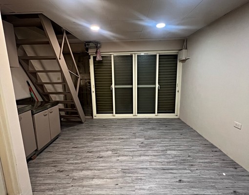 小巨蛋站獨棟門牌1房1廳兼具工作室/住家 - Image 8
