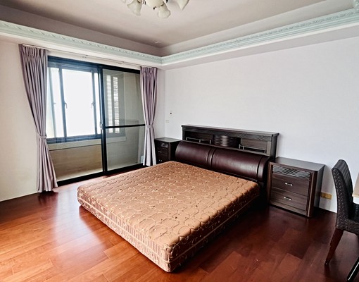 新光田🉑停三車🚘邊間透天🉑租補寵🐶💫附傢俱全配 - Image 8