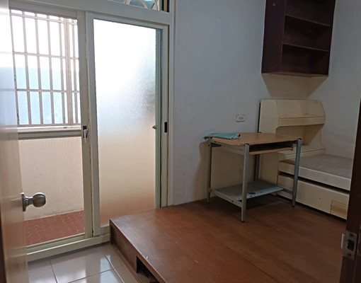 雙捷運亮麗三房兩廳兩衛天然瓦斯附簡易家具 - Image 4