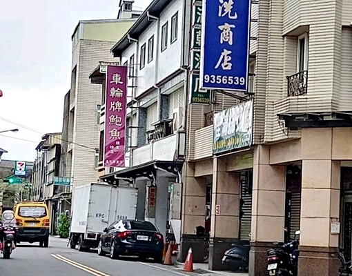 近新月廣場、ELEVEN-7,生活機能佳 - Image 1