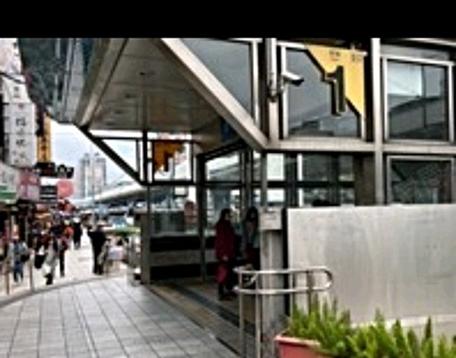 捷運三分鐘.鬧中取靜生活機能佳 - Image 4