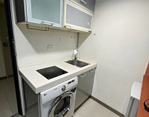 享平方影城旁*喜來登商圈*挑高樓中樓 - Image 3