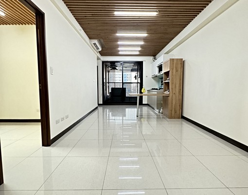 潤隆高樓層三房平面車位面公園視野佳臨近高鐵 - Image 4