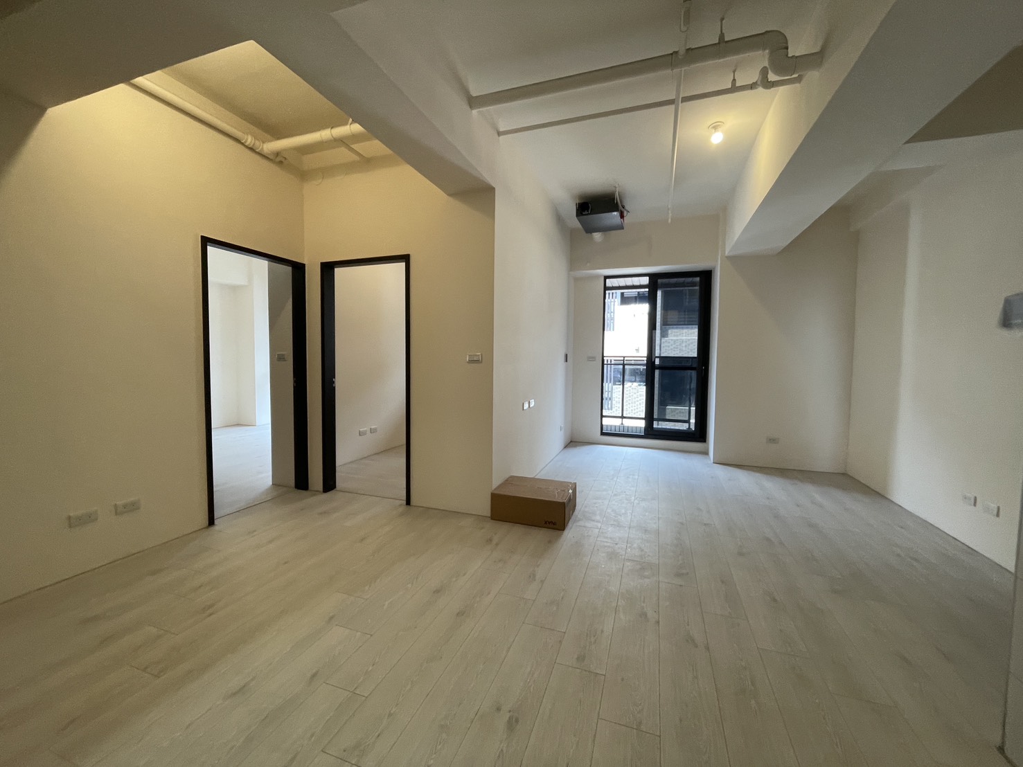 【專任A7大華昇耕全新交屋次頂樓四房車】