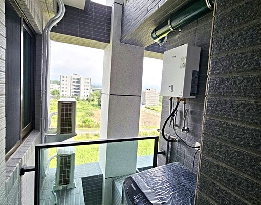 免仲介費可租補可寵物電器全新後龍高鐵二房二衛浴附休旅平移車位 - Image 5
