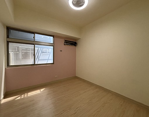 免仲介費㊣社區管理☆可養貓▲正在裝修中歡迎來看看 - Image 5