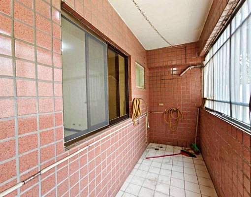 可租補/台電/長安街面寬方正採光4房電梯華廈 - Image 5