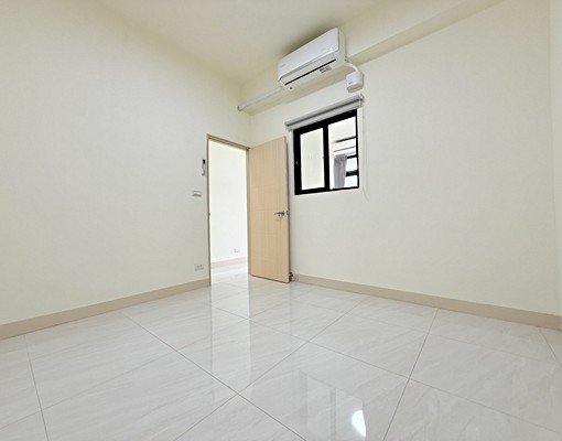 租屋首選｜板橋全新翻修大四房｜近捷運生活機能完善 - Image 4