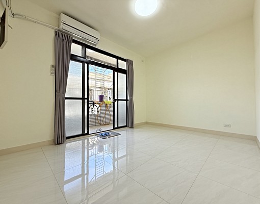 租屋首選｜板橋全新翻修大四房｜近捷運生活機能完善 - Image 1