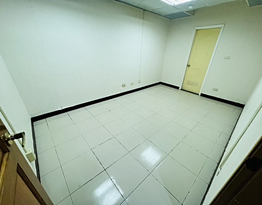電梯大四房住辦皆宜-可營登可報稅-近三重國小捷運站 - Image 11