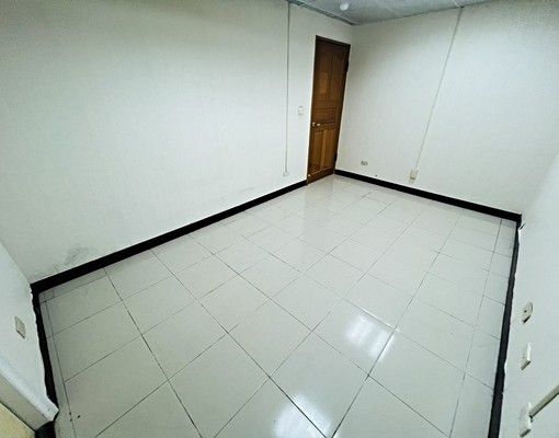 電梯大四房住辦皆宜-可營登可報稅-近三重國小捷運站 - Image 12