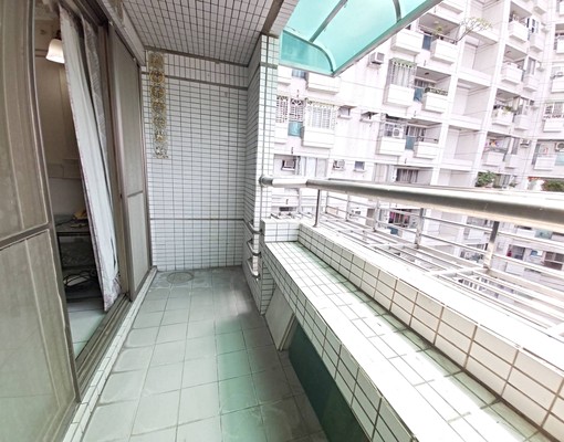 巨蛋河堤文藻生活圈~四房有平車/含管含車位可租補 - Image 7