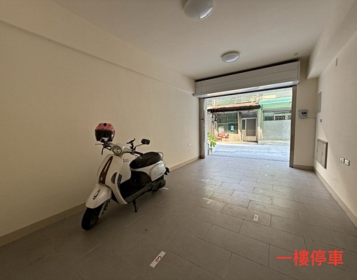 可租補★可養貓★近三塊厝車站整層電梯套房出租 - Image 11