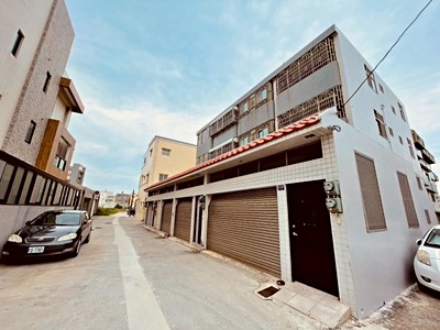 澎湖西衛大地坪車庫透天∣澎科大騎車兩分鐘