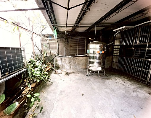 【辦公、店面】大坪林捷運2號出口二樓 - Image 8