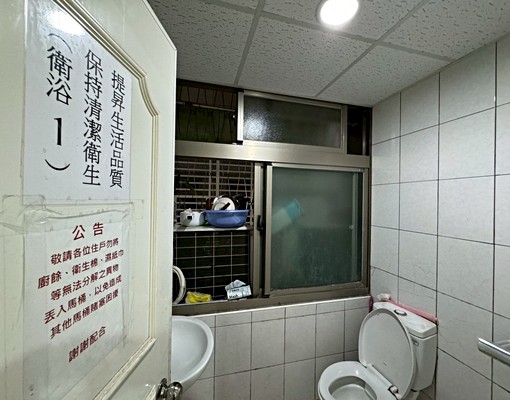華中橋旁公寓三樓雅房 - Image 3