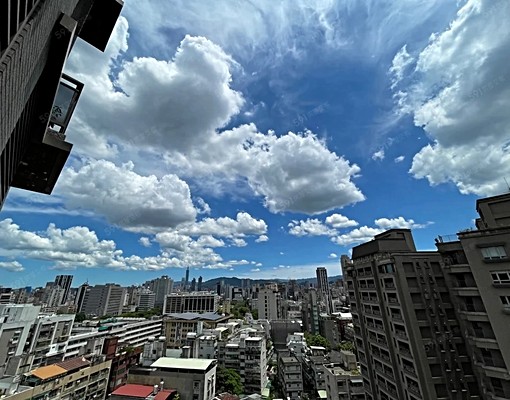 近中正紀念堂.南門市場❤️高樓景觀1+1房*含管*社區管理 - Image 10