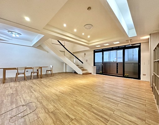 驚爆💥坪數太大照片上不完😲樓中樓💥超大四房🉑寵 - 591租屋網 - Image 2