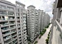 西屯區-逢大路4房2廳，35坪