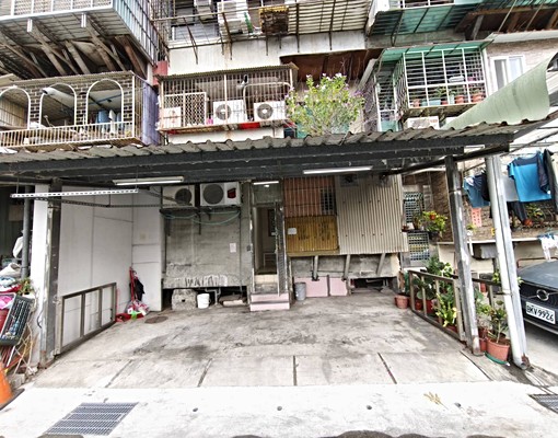 近南機場夜市●稀有一樓●門口可停車●現況出租●2+1和室 - Image 5