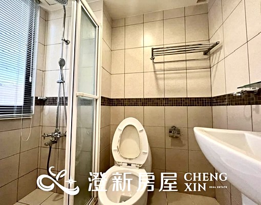 市中心!可租補電梯套房獨立陽台洗衣機台水台電有警衛有專屬車位 - Image 7
