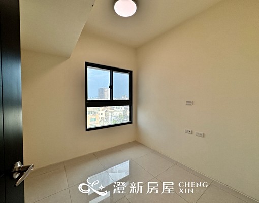西濱一路可養貓採光極好電梯大樓👍� - Image 3